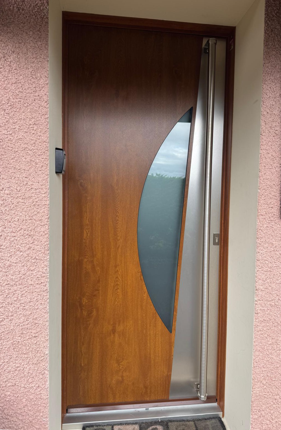 Porte Aluminium couleur chêne doré